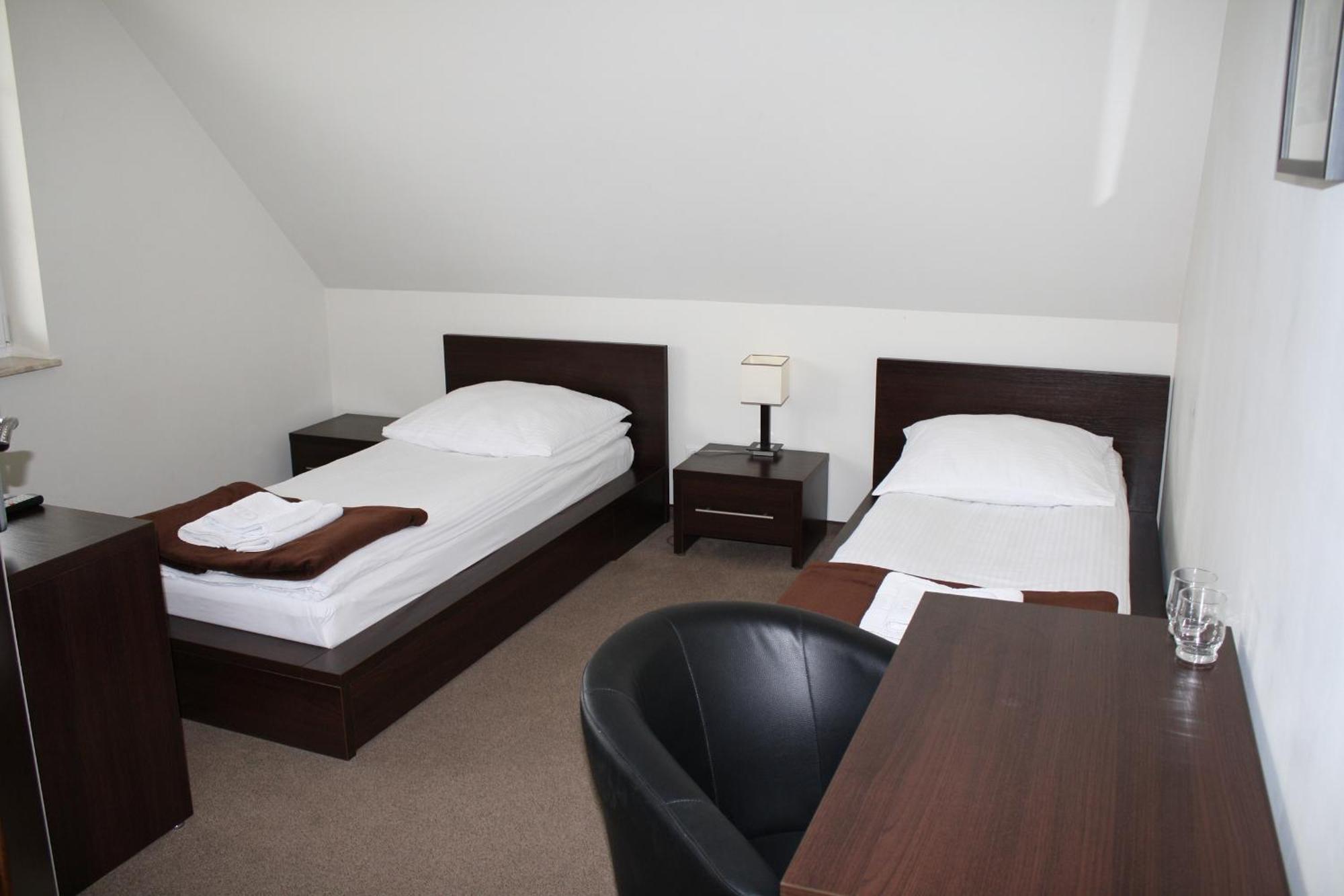 Marina Gorklo - Zurawi Kat Hotel Szoba fotó